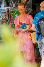 EVA HERZIGOVA and Gregorio Marsiaj Out in Varigitti 08/20/2017