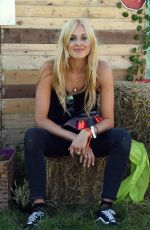 FEARNE COTTON at Big Feastival 2017 in Kingham 08/25/2017