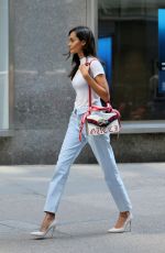 GIZELE OLIVEIRA Arrives at Victoria