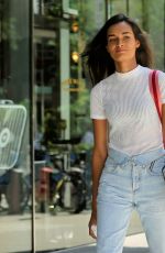 GIZELE OLIVEIRA Arrives at Victoria