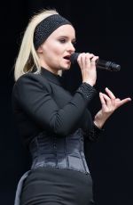 GRACE CHATTO Performs at V Festival in Chelmsford 08/20/2017