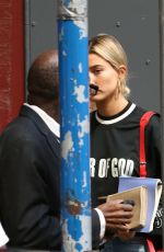 HAILEY BALDWIN adn Pastor Carl Lentz Out in New York 08/20/2017