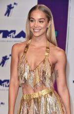 JASMINE SANDERS at 2017 MTV Video Music Awards in Los Angeles 08/27/2017