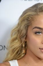 JASMINE SANDERS at 5th Annual Beautycon Festival in Los Angeles 08/12/2017