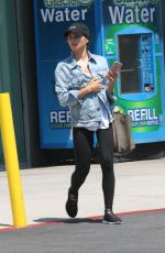 JENNA DEWAN Leaves a Gym in Los Angeles 08/22/2017