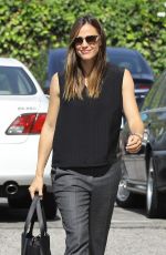 JENNIFER GARNER Arrives at Sunday Church Services in Pacific Palisades 08/13/2017