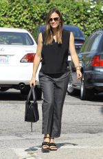 JENNIFER GARNER Arrives at Sunday Church Services in Pacific Palisades 08/13/2017