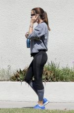 JENNIFER GARNER Out and About in Santa Monica 08/28/2017