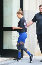 JENNIFER LOPEZ Arrives at a Gym in New York 08/08/2017