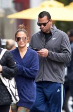 JENNIFER LOPEZ Heading to a Gym in New York 08/27/2017