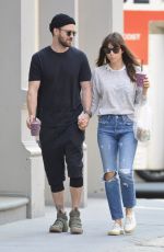 JESSICA BIEL and Justin Timberlake Out for a Juice in New York 08/28/2017