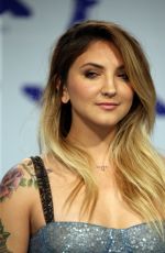 JULIA MICHAELS at 2017 MTV Video Music Awards in Los Angeles 08/27/2017