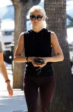 JULIANNE HOUGH Out for Breakfast in Studio City 08/29/2017