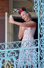 KARLIE KLOSS Celebrates Her 25th Birthday with $15,000 Lunch at Disneyland 08/04/2017