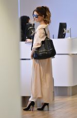 KATE BECKINSALE at JFK Airport in New York 08/27/2017