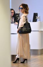 KATE BECKINSALE at JFK Airport in New York 08/27/2017