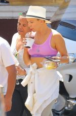 KATE HUDSON at a Break on the Set of Sister in Los Angeles 08/14/2017
