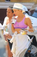 KATE HUDSON at a Break on the Set of Sister in Los Angeles 08/14/2017