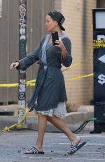 KATE HUDSON on the Set of Sisters in Los Angeles 08/07/2017