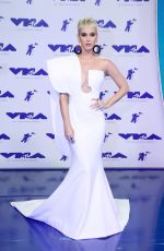 KATY PERRY at 2017 MTV Video Music Awards in Los Angeles 08/27/2017