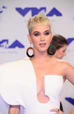 KATY PERRY at 2017 MTV Video Music Awards in Los Angeles 08/27/2017