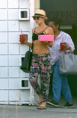 KATE HUDSON Leaves a Dance Studio in Los Angeles 08/06/2017