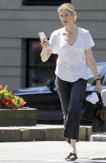 KELLY RUTHERFORD Out Shopping in New York 08/17/2017