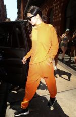 KENDALL JENNER Leaves Her Apartment in New York 08/04/2017