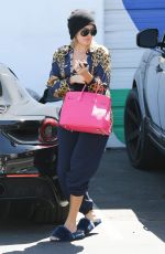 KHLOE KARDASHIAN Arrives at a Studio in Studio City 08/18/2017