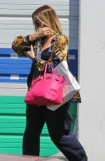 KHLOE KARDASHIAN Arrives at a Studio in Studio City 08/18/2017