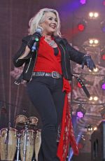 KIM WILDE Performs at Rewind North at Capesthorne Hall in Siddington 08/05/2017