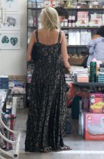 KIMBERLY STEWART Shopping in Studio City 08/21/2017