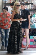 KIMBERLY STEWART Shopping in Studio City 08/21/2017