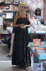 KIMBERLY STEWART Shopping in Studio City 08/21/2017