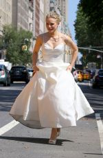 KRISTEN BELL as a Runaway Bride on the Set of Like Father in New York 08/30/2017