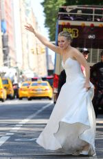 KRISTEN BELL as a Runaway Bride on the Set of Like Father in New York 08/30/2017