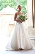 KRISTEN BELL in Wedding Dress on the Set of Like Father in New York 08/28/2017