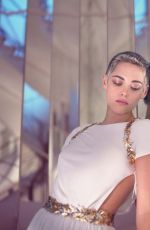 KRISTEN STEWART in Harper