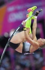 LISA RYZIH at Women’s Pole Vault Final at IAAF World Championships in London 08/06/2017