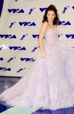 LORDE at 2017 MTV Video Music Awards in Los Angeles 08/27/2017