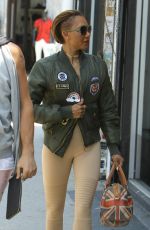 MELANIE BROWN Shopping at For the Stars Fashion House in West Hollywood 08/14/2017