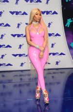 NICKI MINAJ at 2017 MTV Video Music Awards in Los Angeles 08/27/2017