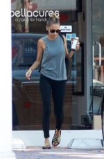 NICOLE RICHIE Leaves a Nail Salon in Sherman Oaks 08/07/2017