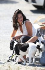 OLIVIA MUNN Takes Her Dogs for a Walk in Vancouver 08/18/2017