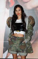 PIA MIA PEREZ at Mark Cosmetics Opened World