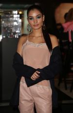 PIA MIA PEREZ Open World