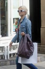 PIXIE LOTT Out Shopping in Cheshire 08/08/2017