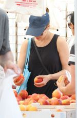 RACHEL MCADAMS Shopping at Farmer