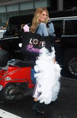 ROMEE STRIJD Arrives at Victoria’s Secret Offices in New York 08/29/2017