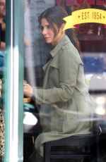 SANDRA BULLOCK and CATE BLANCHETT on the Set of Ocean
